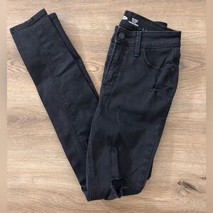 Old Navy Woman’s Super Skinny Jeans